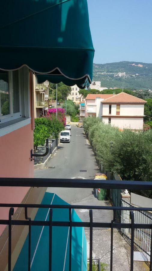 Very Cosy House With Fabulous Sea View! Appartement Pietra Ligure Buitenkant foto