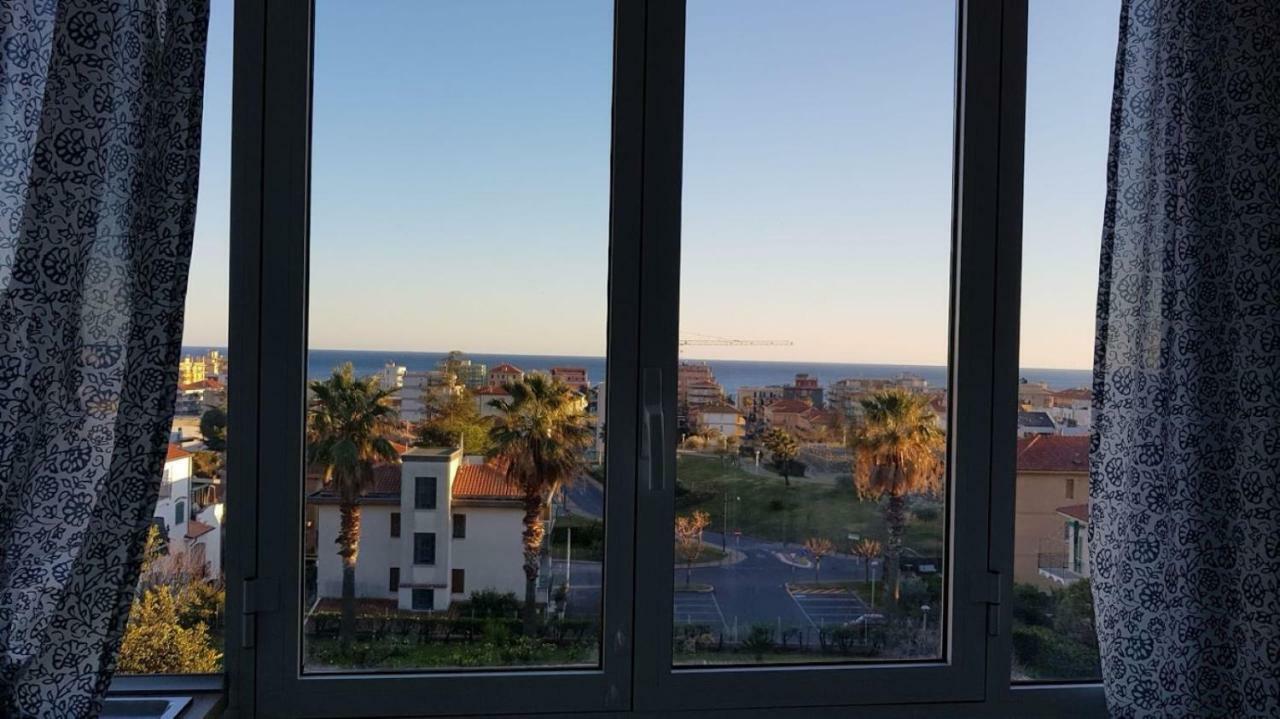 Very Cosy House With Fabulous Sea View! Pietra Ligure Buitenkant foto