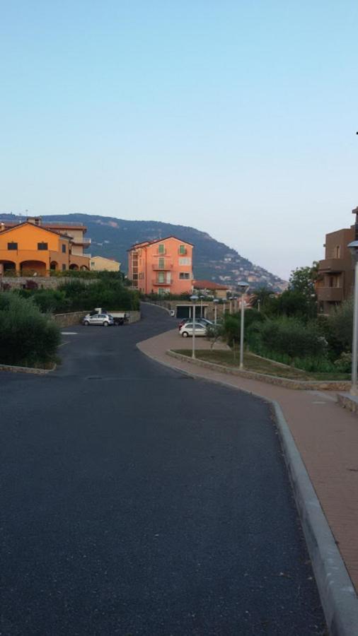 Very Cosy House With Fabulous Sea View! Pietra Ligure Kamer foto