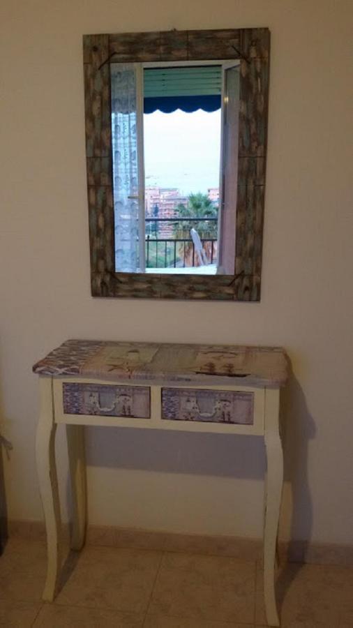 Very Cosy House With Fabulous Sea View! Appartement Pietra Ligure Kamer foto