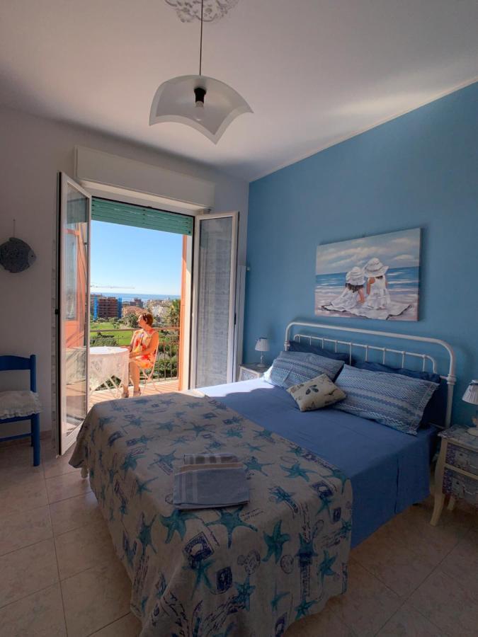 Very Cosy House With Fabulous Sea View! Appartement Pietra Ligure Buitenkant foto